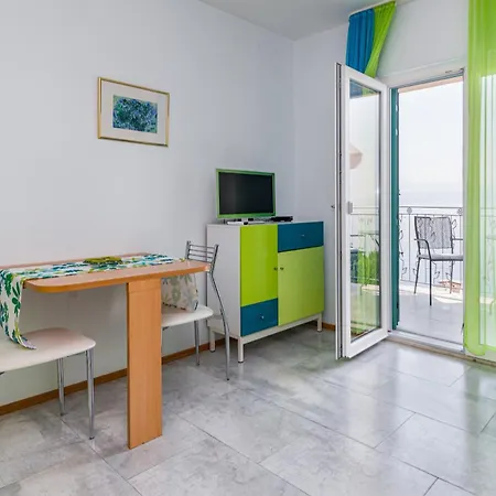 By The Sea Medveja, Opatija - 7720 Apartment
