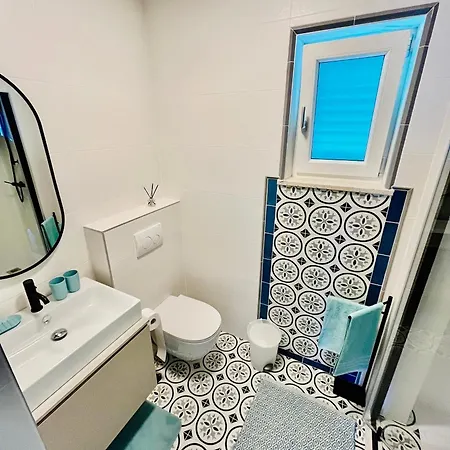 Apartment By The Sea Medveja, Opatija - 7720